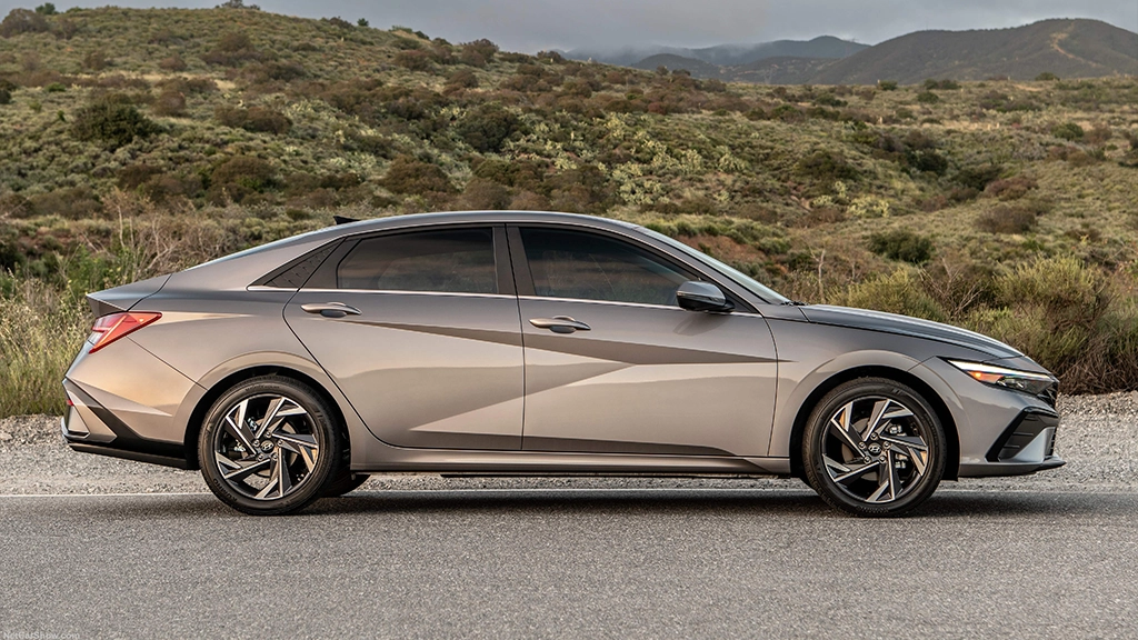 Elantra mehr khodro 4